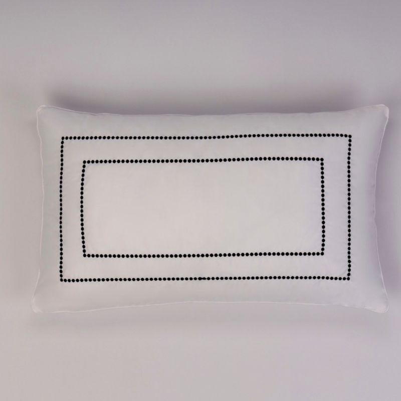 Delicat---Petite-Preto-30x50