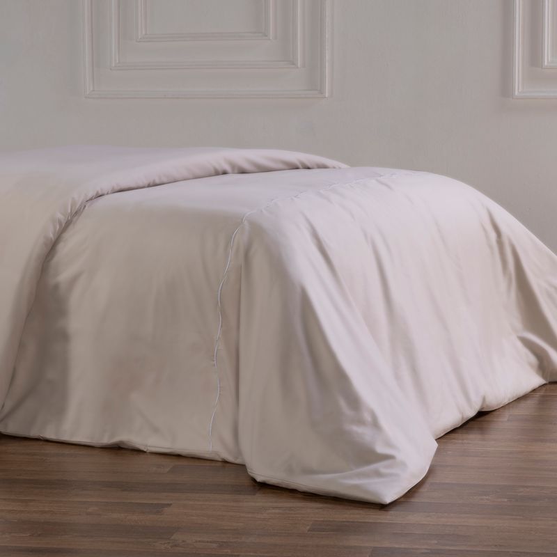 capa_pieta_fendi_branco_ambientada